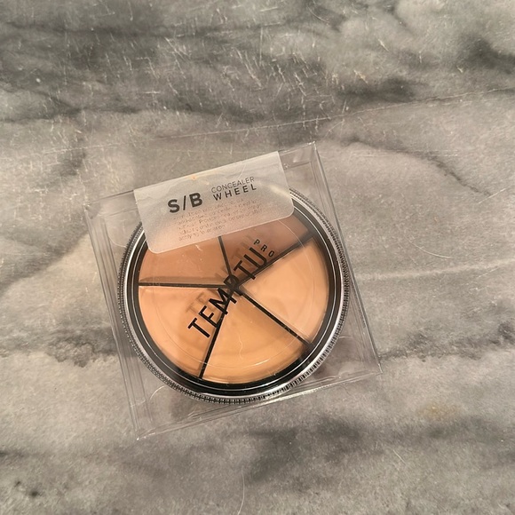 NEW TEMPTU Pro concealer wheel New in box - Picture 1 of 2